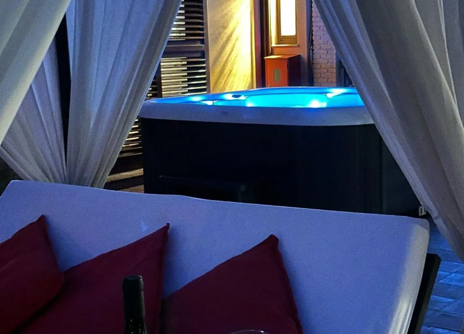 타오르미나 Isoco Terrace 아파트 0*,