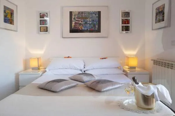 Isoco Terrace Daire Taormina