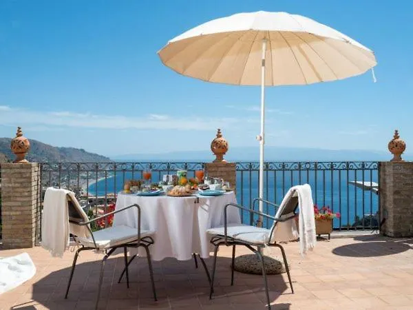 Isoco Terrace Daire Taormina