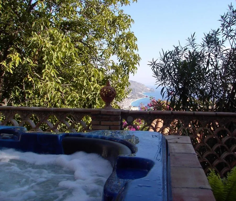 Isoco Terrace Daire Taormina