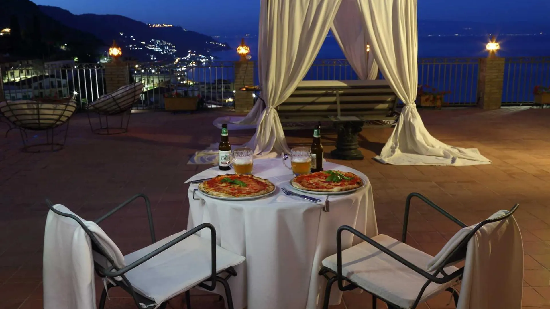 Isoco Terrace Daire Taormina 0*,