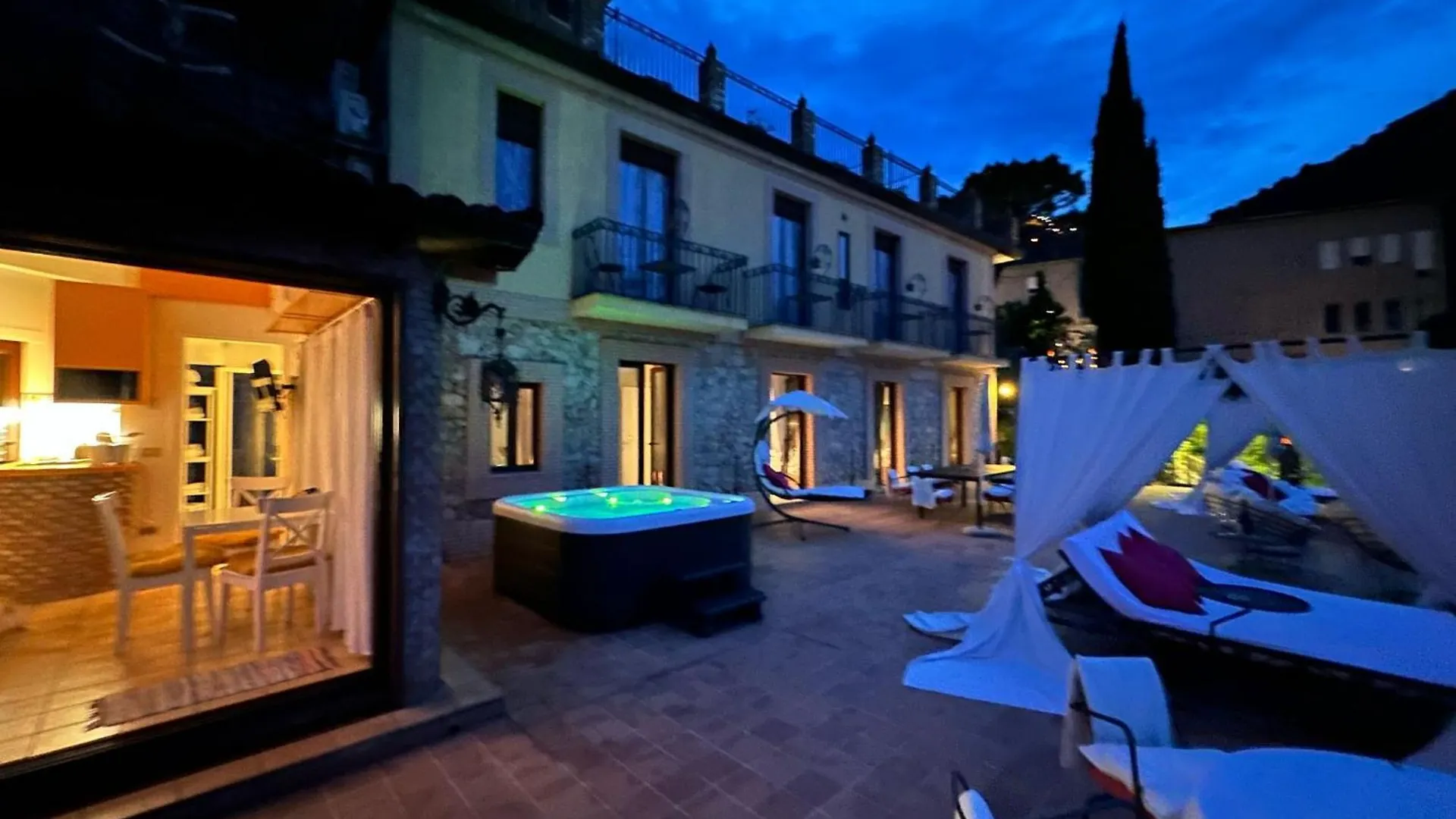 Isoco Terrace Daire Taormina 0*,  İtalya