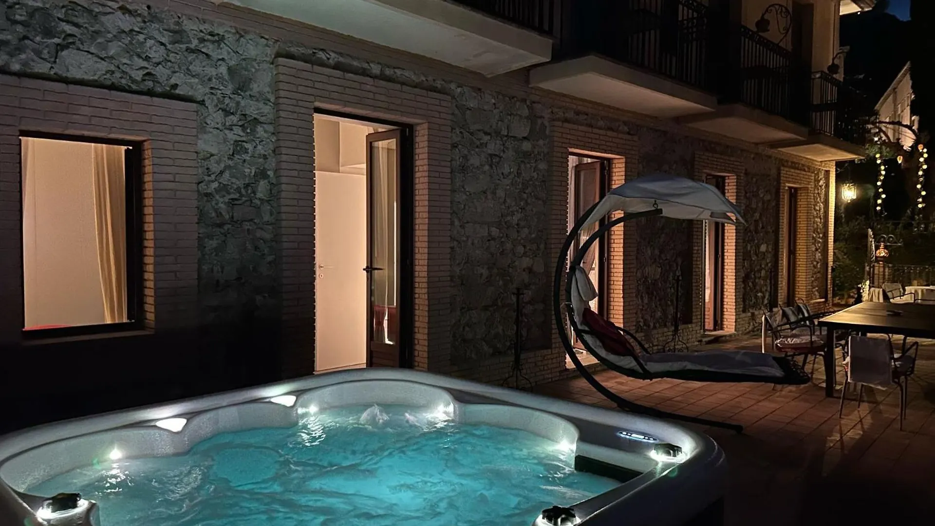Isoco Terrace Daire Taormina