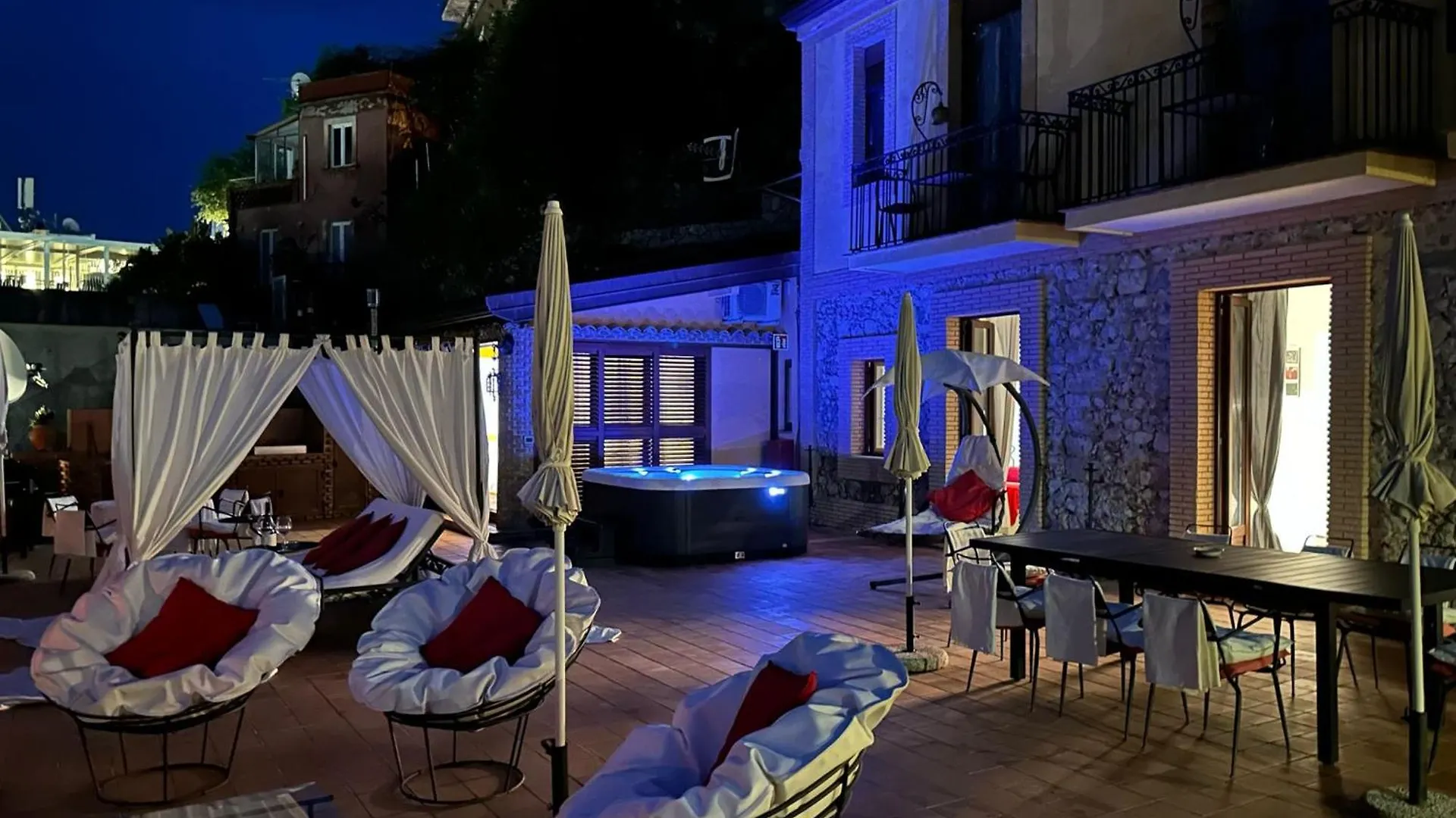 Isoco Terrace Daire Taormina