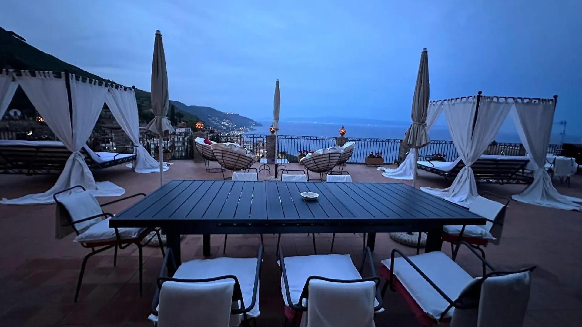 Isoco Terrace Daire Taormina